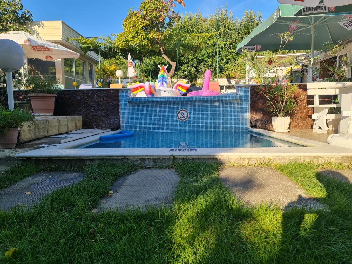 Hotel Rai Obrochishte 外观 照片